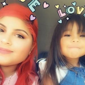 Meet your Posher, Crystal